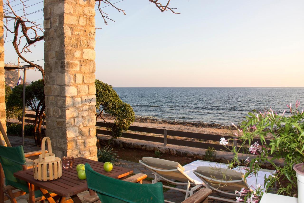 Bostani Seaside House Mani Villa อายิโอสนิโกลาโอส ภายนอก รูปภาพ